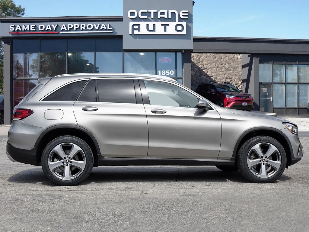 Mercedes-Benz GLC 300 4MATIC * AвтоКредит* (ЦЕНА ДО БГ) - изображение 3