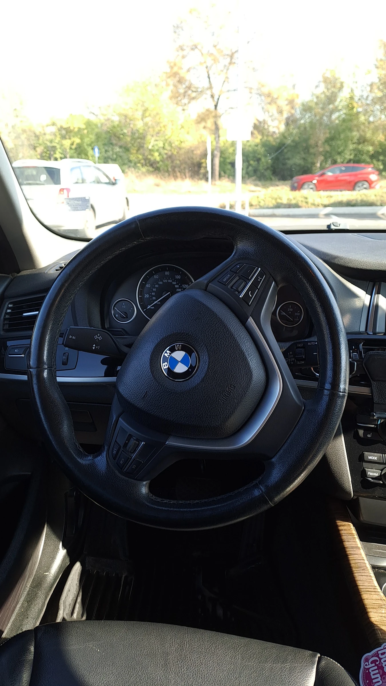 BMW X3 XDrive 28i - изображение 4