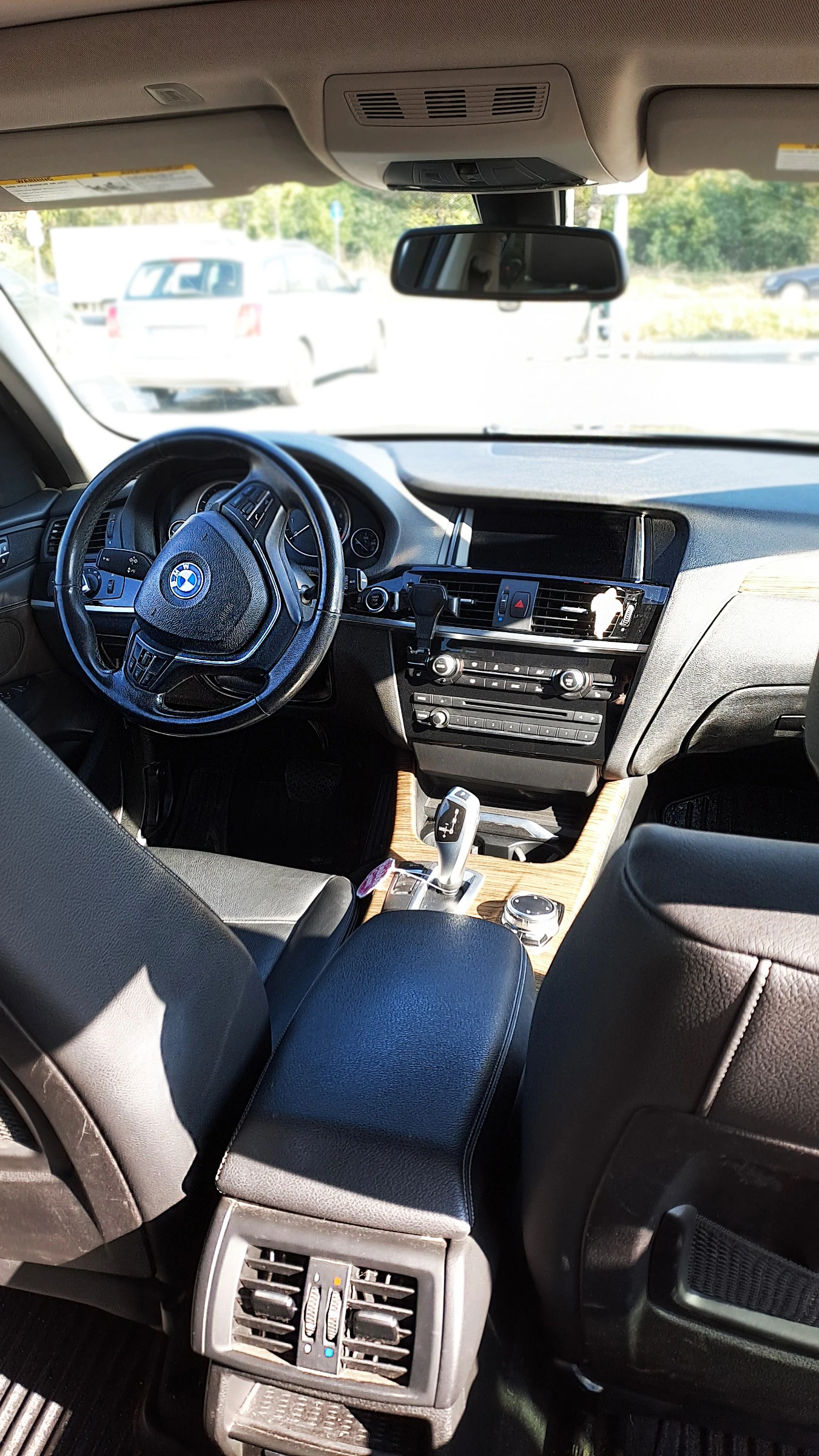 BMW X3 XDrive 28i - изображение 7