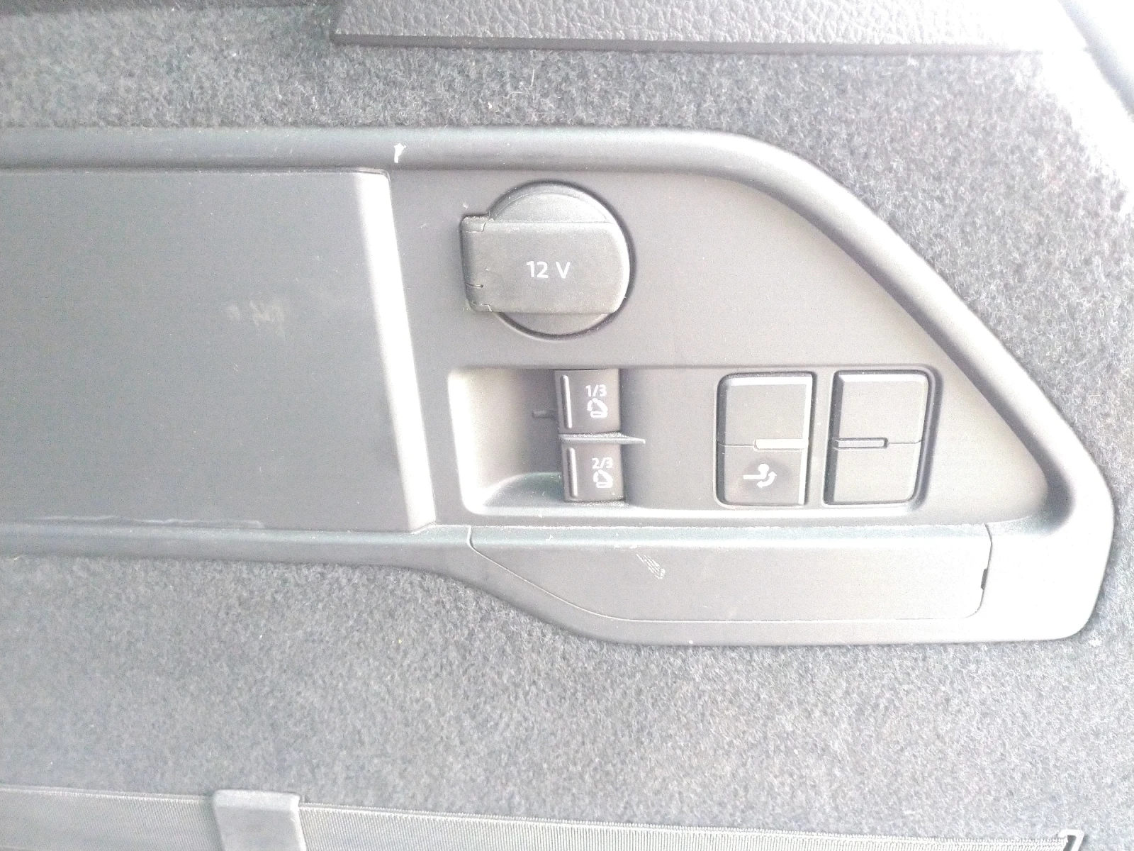 VW Touareg, снимка 11 - Автомобили и джипове - 53901722