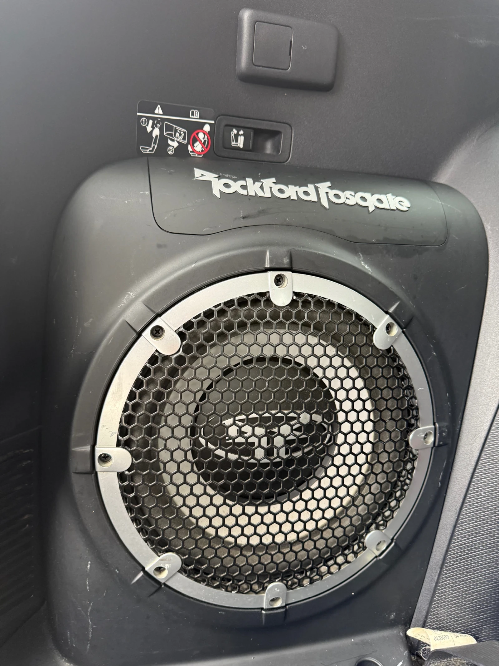 Mitsubishi Outlander 2.2d/156�.�. | Mobile.bg � ����������� 15