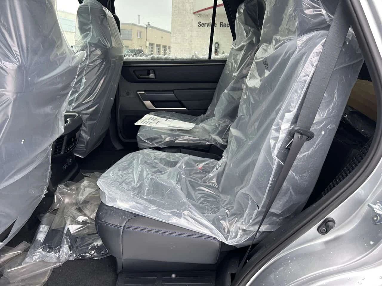 Toyota Sequoia * Platinum * Фиксирана цена до БГ * , снимка 11 - Автомобили и джипове - 53837366