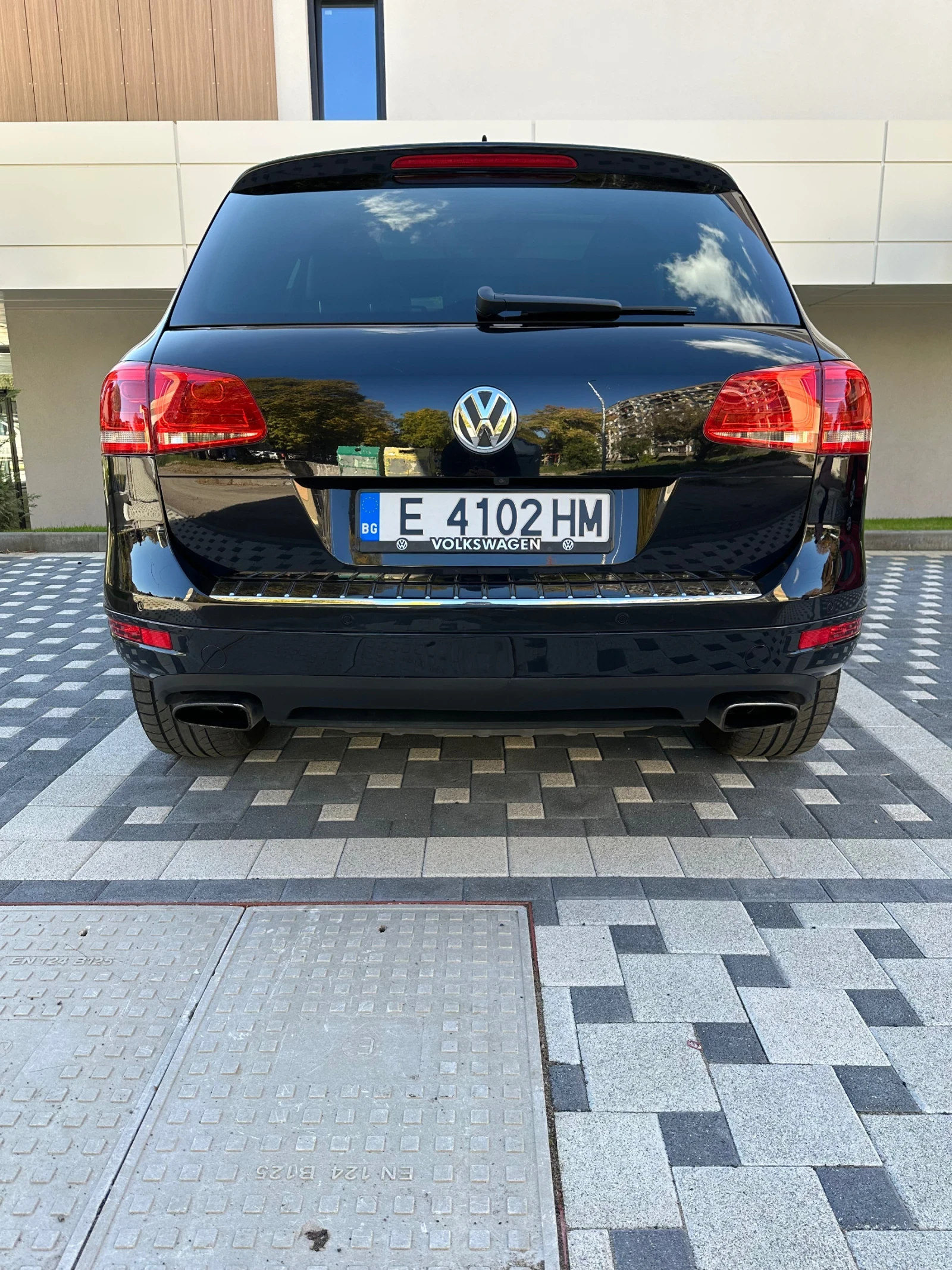 VW Touareg FULL R LINE 4.2 TDI, снимка 5 - Автомобили и джипове - 53968578