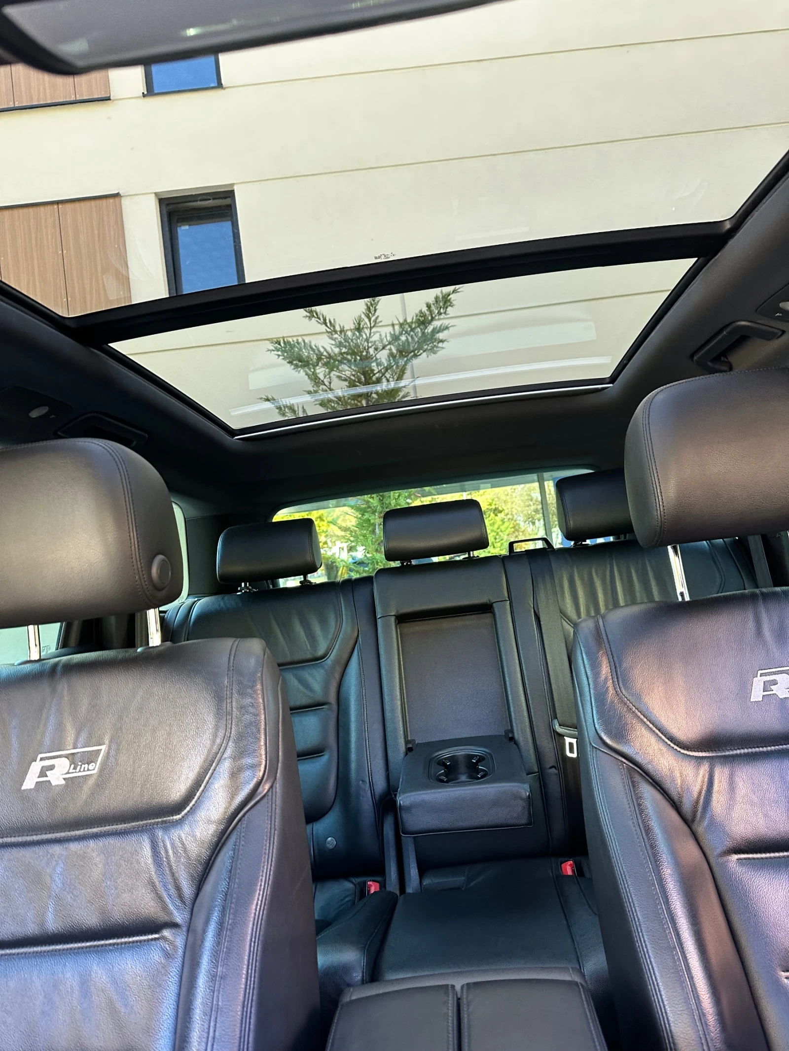 VW Touareg FULL R LINE 4.2 TDI, снимка 11 - Автомобили и джипове - 53968578