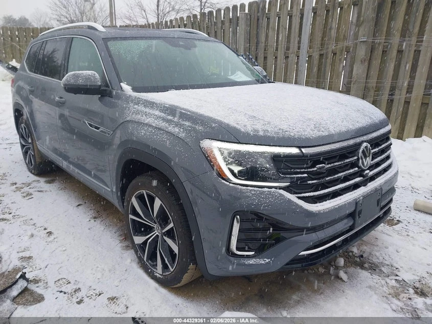 VW Atlas * Sel Premium R-Line* 