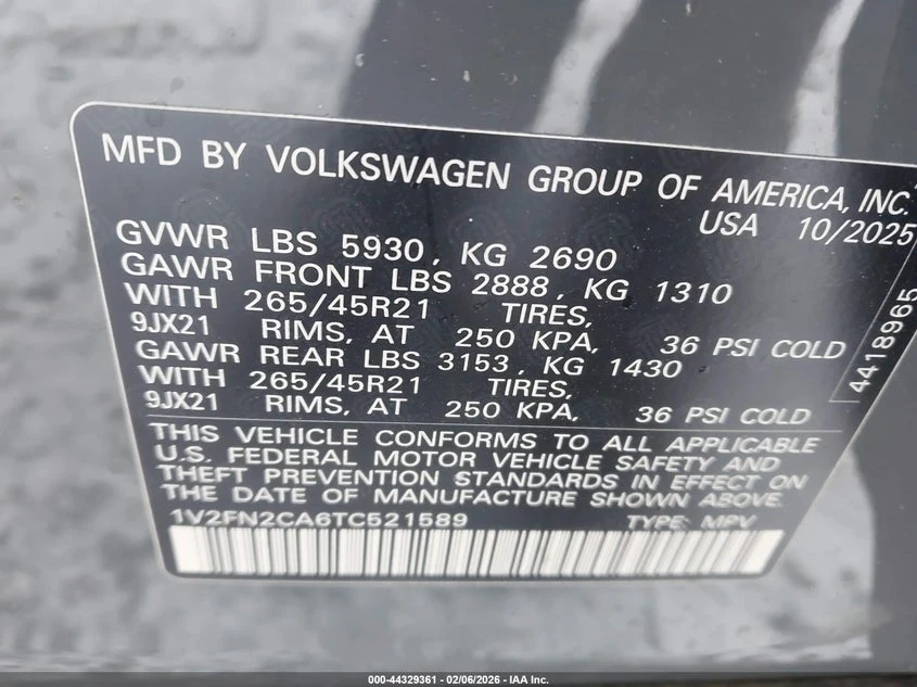VW Atlas * Sel Premium R-Line* , снимка 9 - Автомобили и джипове - 54049624