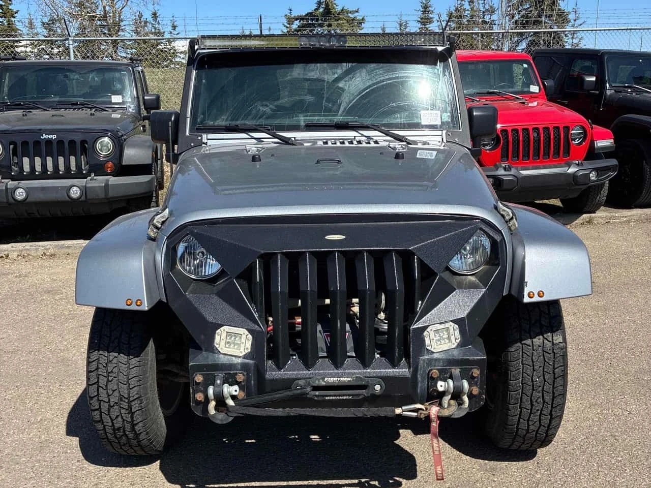 Jeep Wrangler * Sahara * CARFAX * БЕЗ ПЪРВОНАЧАЛНА ВНОСКА, снимка 6 - Автомобили и джипове - 54564316