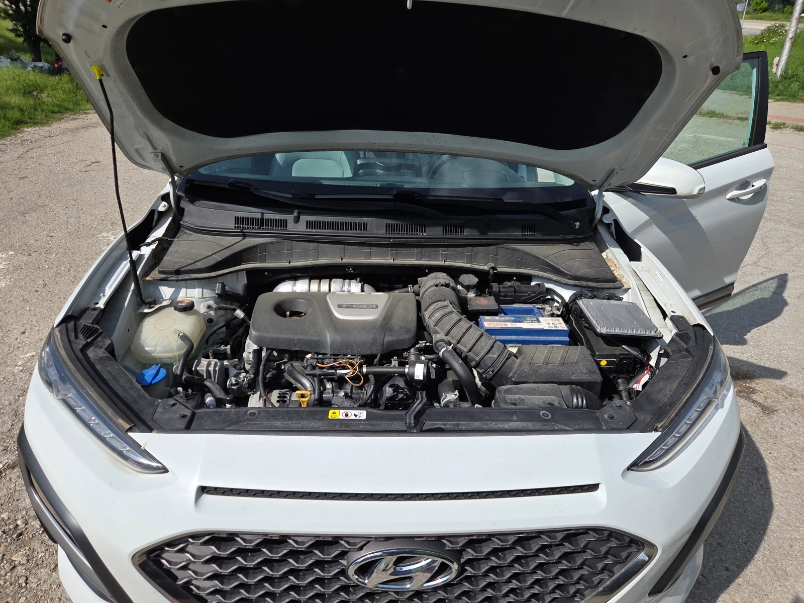 Hyundai Kona, снимка 7 - Автомобили и джипове - 54627428
