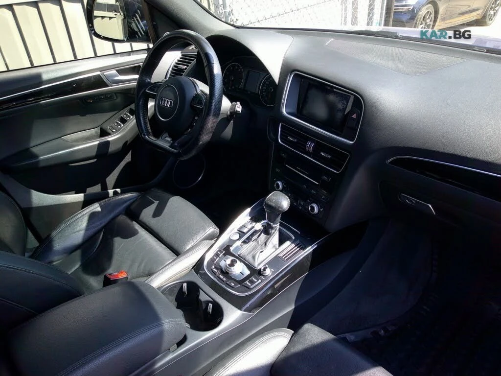 Audi Q5 QUATTRO* TECHNIK* S-LINE* АвтоКредит(ЦЕНА ДО БГ), снимка 12 - Автомобили и джипове - 54765424