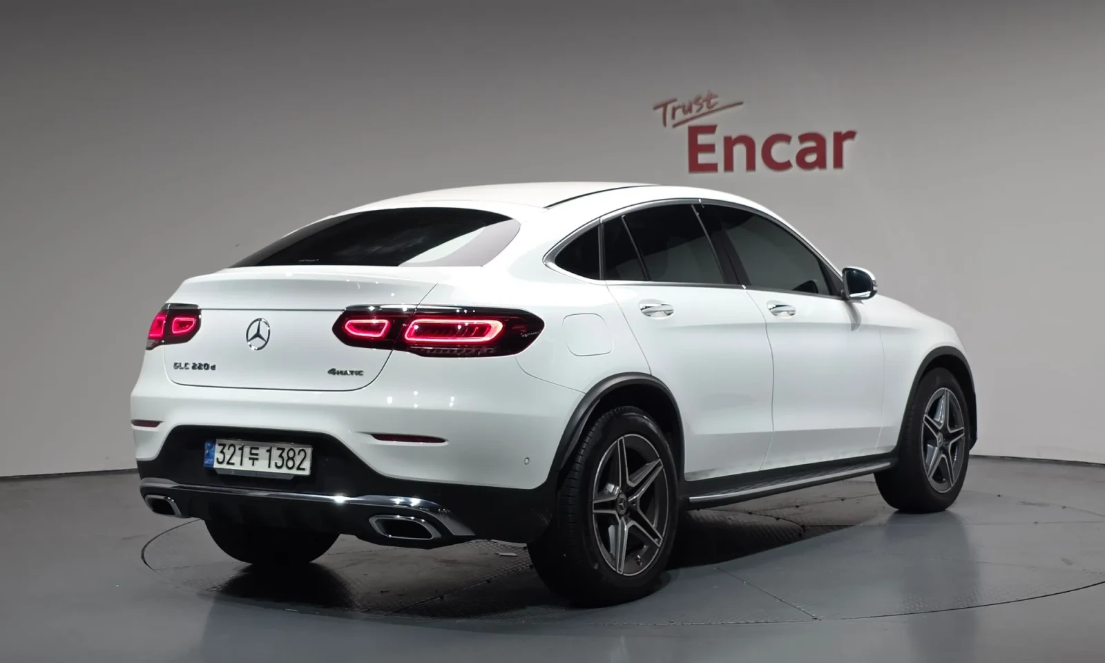 Mercedes-Benz GLC 220 4MATIC/AMG/BURMESTER/AMBIENT LIGHT/��������/�����. | Mobile.bg � ����������� 3