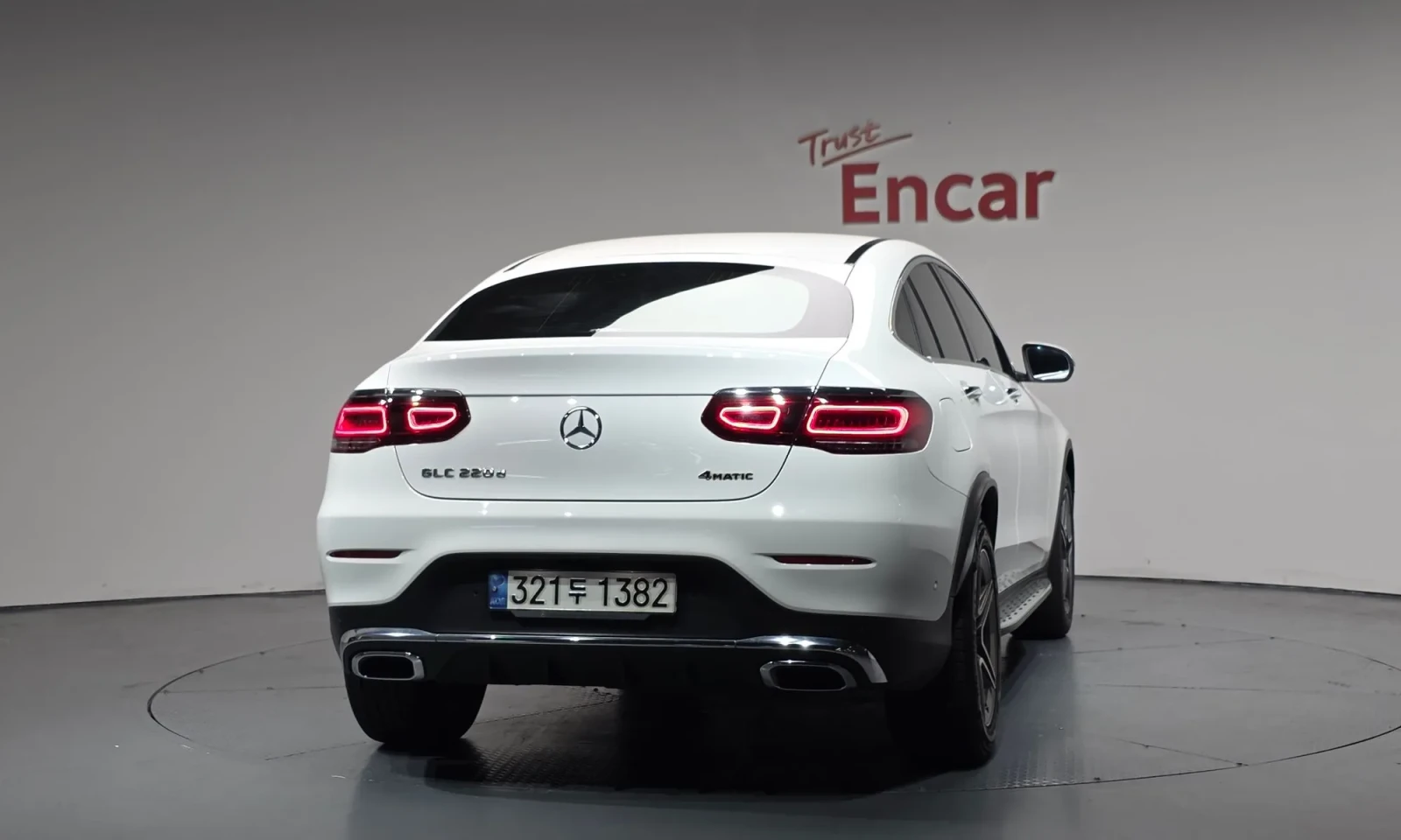 Mercedes-Benz GLC 220 4MATIC/AMG/BURMESTER/AMBIENT LIGHT/��������/�����. | Mobile.bg � ����������� 4