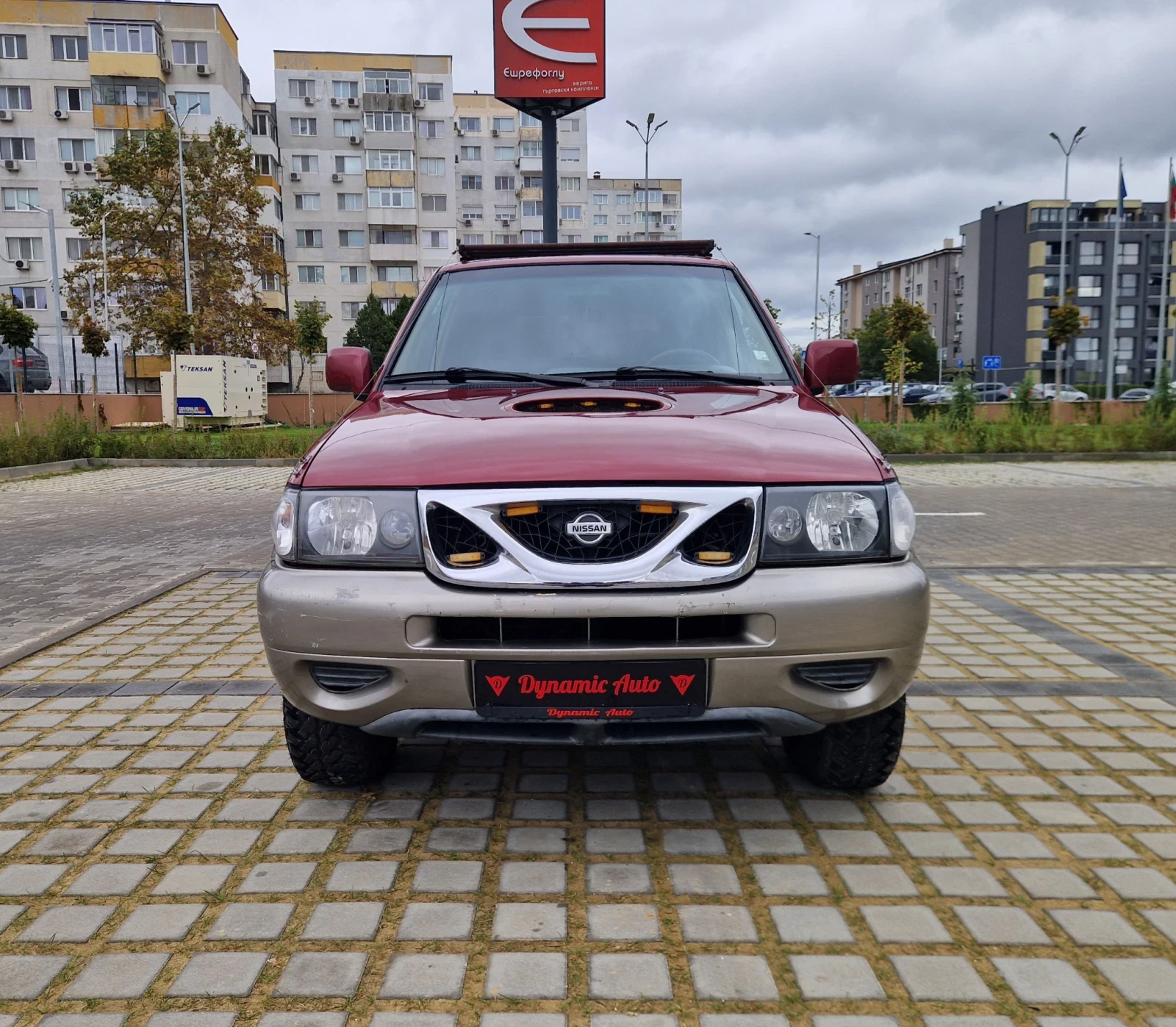 Nissan Terrano 4�4 / 2.7 ��� / 6+ 1 / ������ / ������  | Mobile.bg � ����������� 2