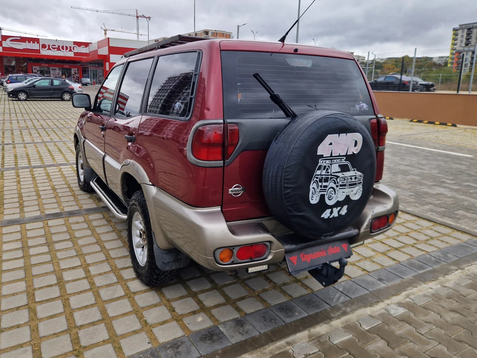 Nissan Terrano 4�4 / 2.7 ��� / 6+ 1 / ������ / ������  | Mobile.bg � ����������� 4