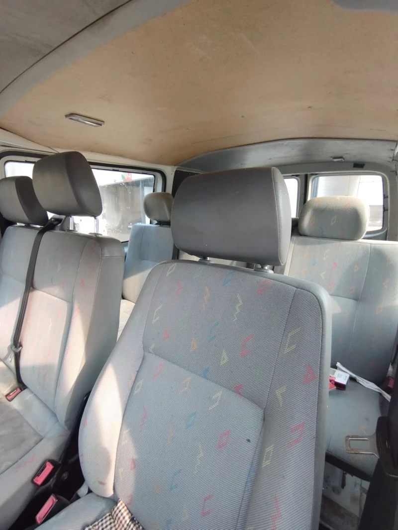 VW T5, снимка 3 - Бусове и автобуси - 48488453