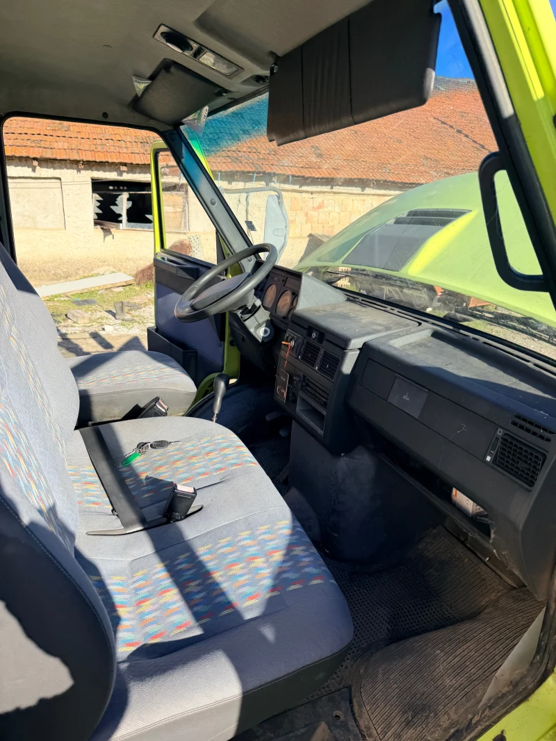 Iveco Daily, снимка 3 - Бусове и автобуси - 52958330