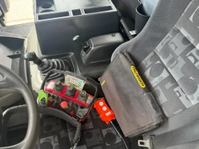 Mercedes-Benz Atego 1324 4х4 Самосвал с кран + дистанционно Клима , снимка 15