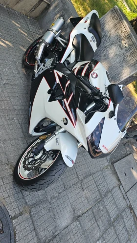Обява за продажба на Honda Cbr Хонда 954 i ~6 999 лв. - изображение 3