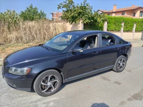 Volvo S40