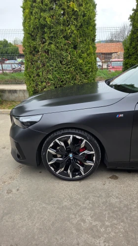 BMW i5 M60 601к.с XDrive Pano B&W, снимка 7