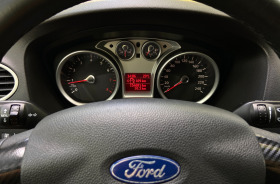 Ford Focus 1.6 101к.с FACELIFT* КЛИМАТИК* , снимка 12