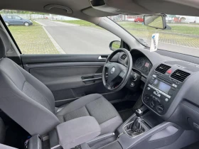 Обява за продажба на VW Golf 2, 0 TDI Klimatronik ~3 100 лв. - изображение 2