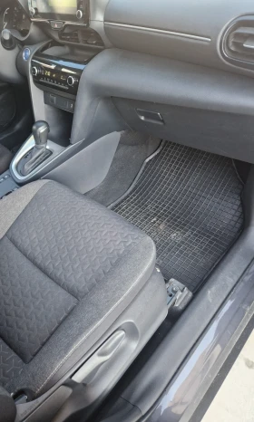 Toyota Yaris Cross Хибрид, 24000км, в гаранция - 21000 € - 12177654 11
