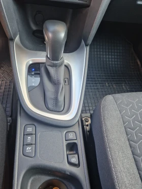 Toyota Yaris Cross Хибрид, 24000км, в гаранция - 21000 € - 12177654 14