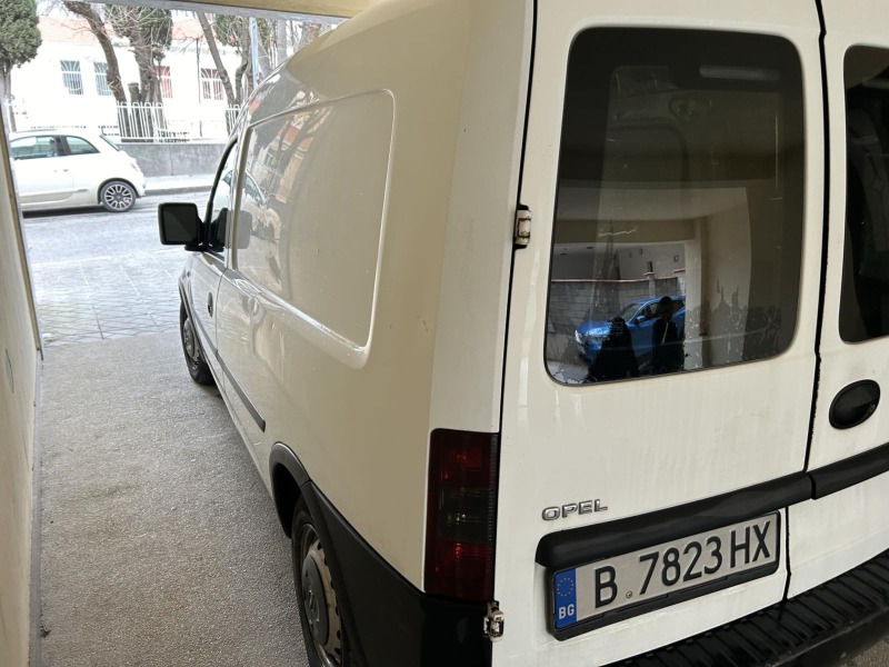Opel Combo, снимка 4 - Автомобили и джипове - 46433041