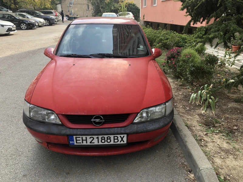 Opel Vectra 1.6 ГАЗ-БЕНЗИН, снимка 4 - Автомобили и джипове - 47706212