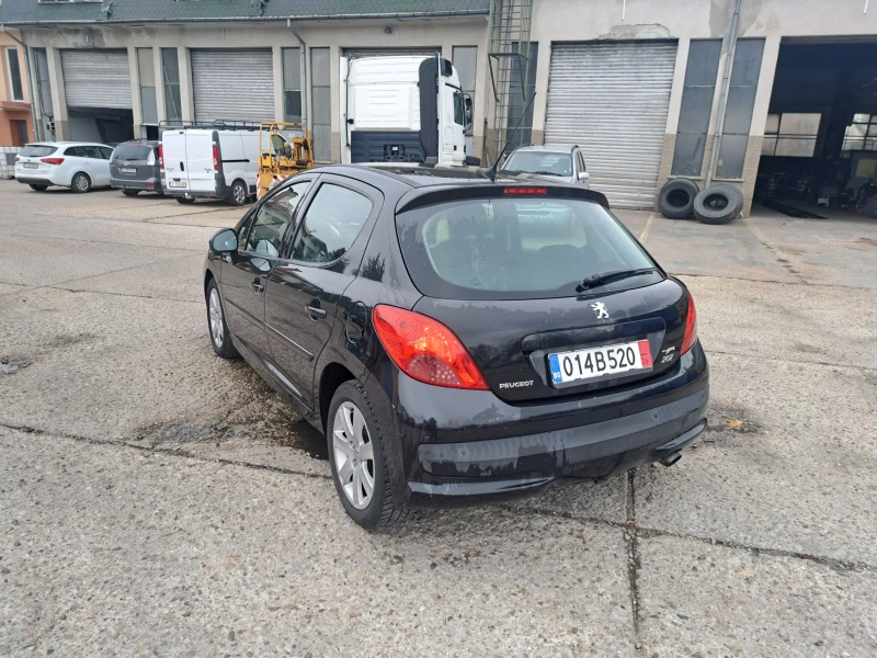 Peugeot 207 1, 6 дизел, снимка 12 - Автомобили и джипове - 48069601