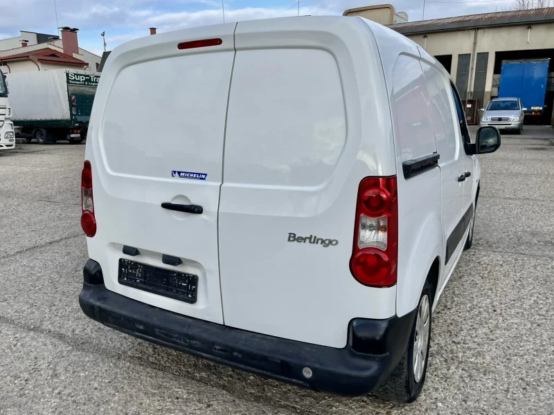 Citroen Berlingo 1.6 HDi ПЕРФЕКТЕН, снимка 5 - Автомобили и джипове - 48998275