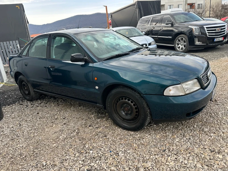 Audi A4 1.6i, снимка 3 - Автомобили и джипове - 49164166