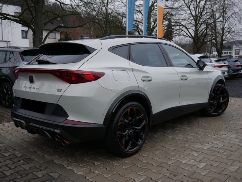 Cupra Formentor VZ5* TAIGA* BREMBO* DISTR* CARBON* MEMORY* , снимка 2 - Автомобили и джипове - 50402817