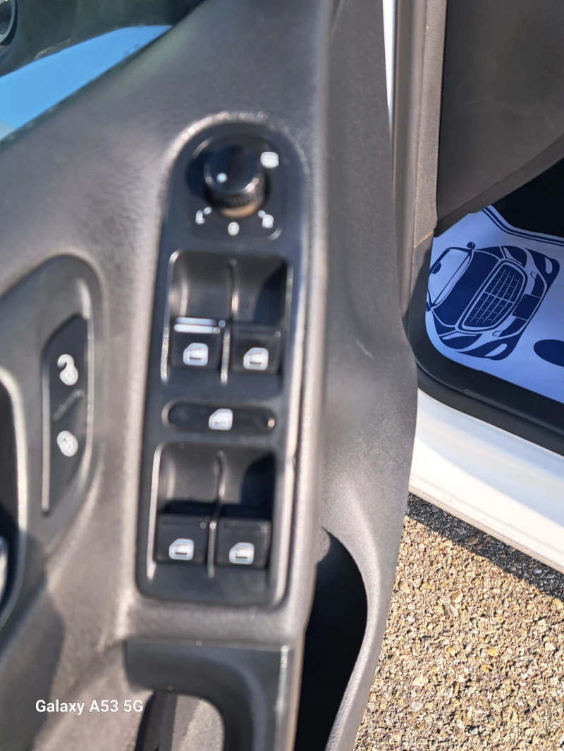 VW Golf 1, 6 tdi, снимка 11 - Автомобили и джипове - 51085327