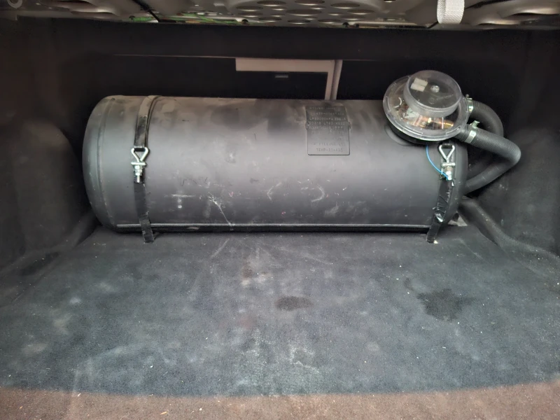 Mercedes-Benz E 500 5.5 388hp, снимка 12 - Автомобили и джипове - 51966499