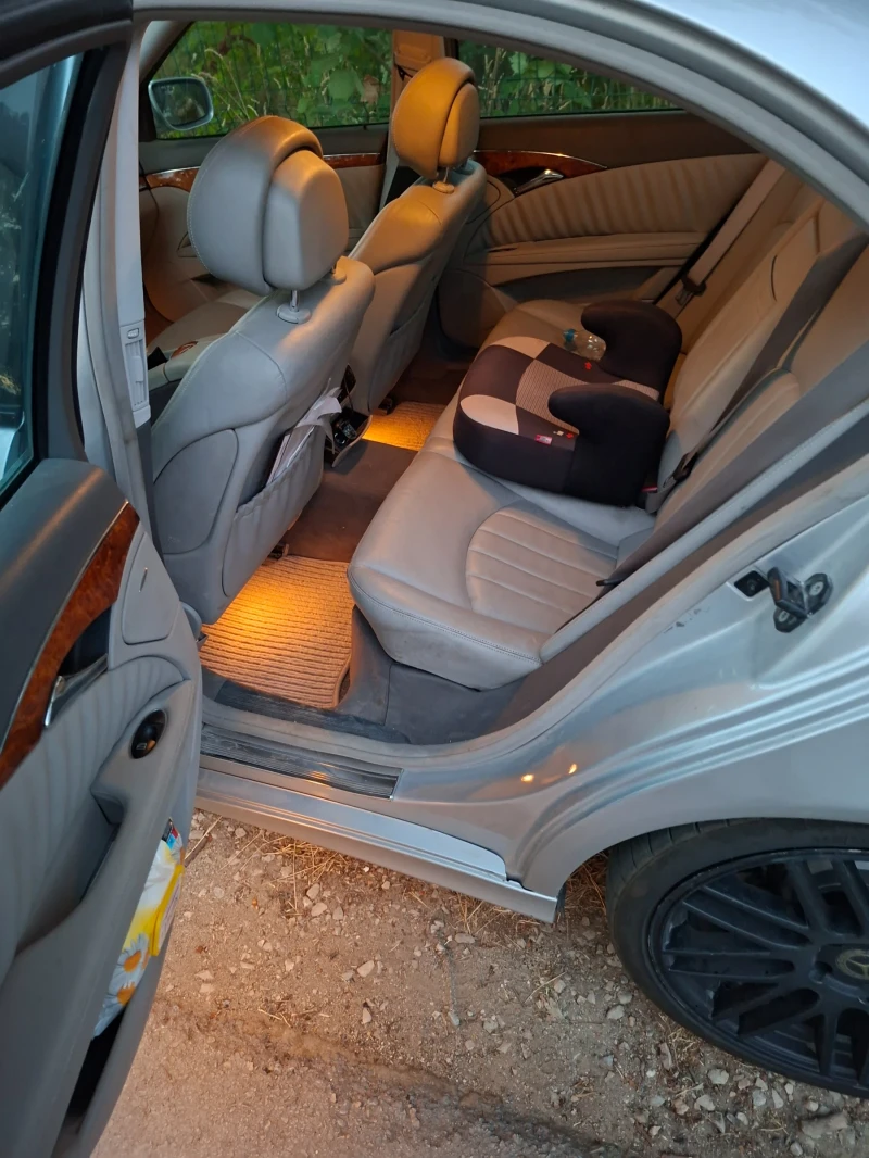 Mercedes-Benz E 500 5.5 388hp, снимка 9 - Автомобили и джипове - 51966499