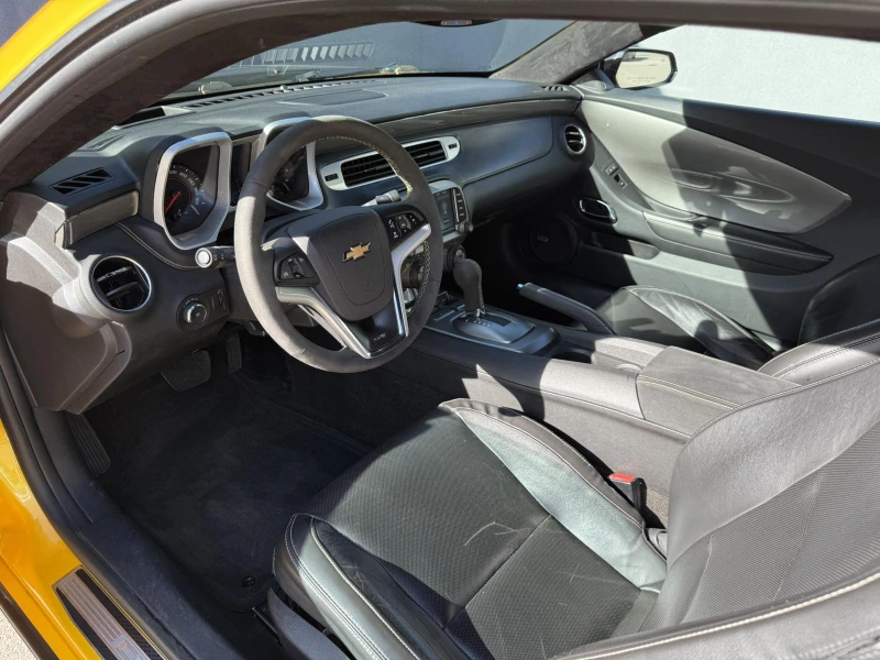 Chevrolet Camaro 6.2L, снимка 10 - Автомобили и джипове - 52243178