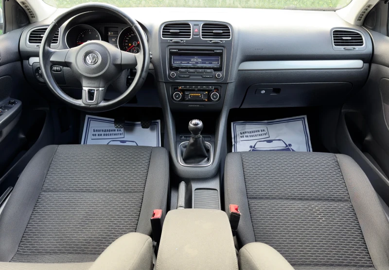 VW Golf 1.6TDi, снимка 10 - Автомобили и джипове - 52818118