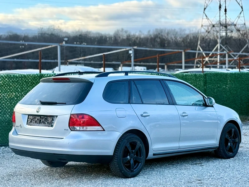 VW Golf 1.6TDi, снимка 5 - Автомобили и джипове - 52818118