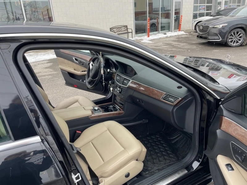 Mercedes-Benz E 350 * 4dr Sdn E350 BlueTEC RWD * CARFAX * ЦЕНА ДО БГ, снимка 4 - Автомобили и джипове - 52924029