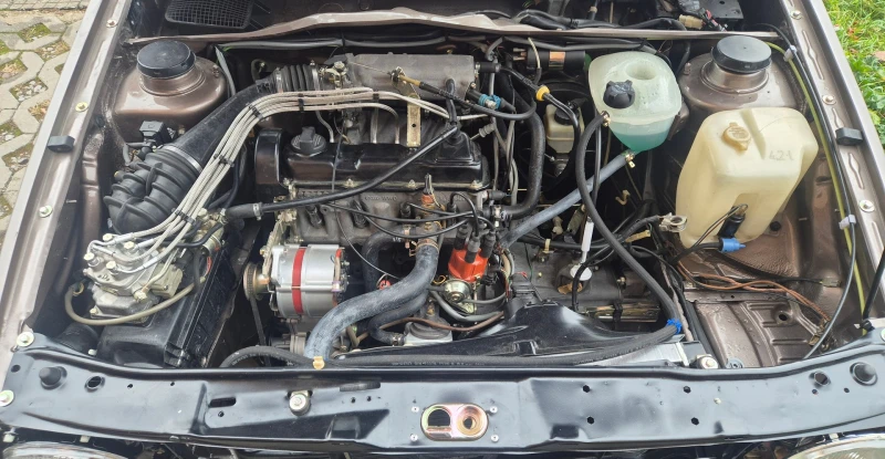 VW Golf Syncro 1.8, снимка 13 - Автомобили и джипове - 53049973