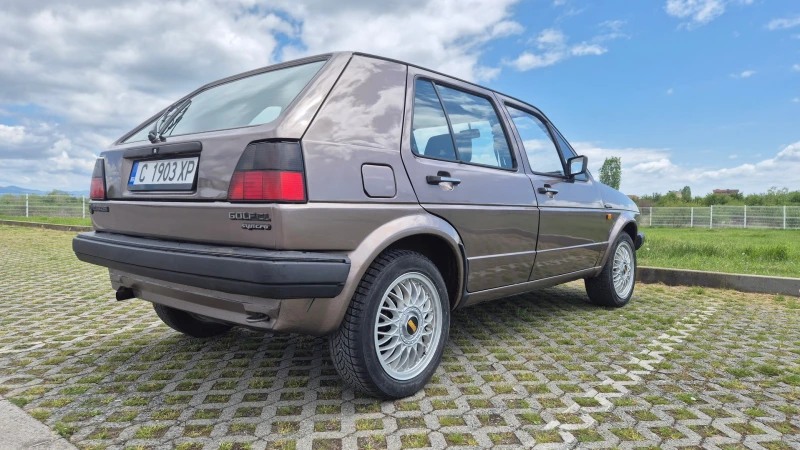 VW Golf Syncro 1.8, снимка 3 - Автомобили и джипове - 53049973