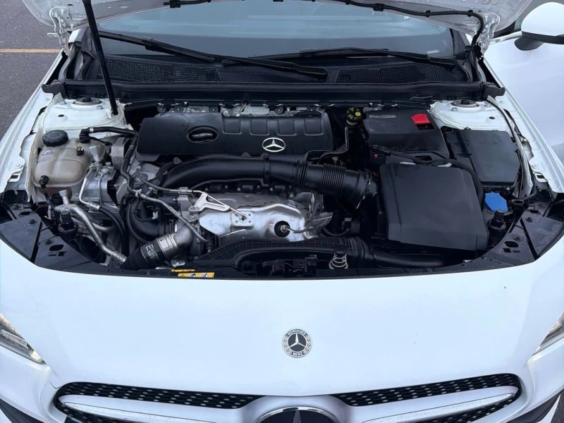 Mercedes-Benz CLA * 250 * CARFAX * AMBIENT * PANO, снимка 12 - Автомобили и джипове - 53467616