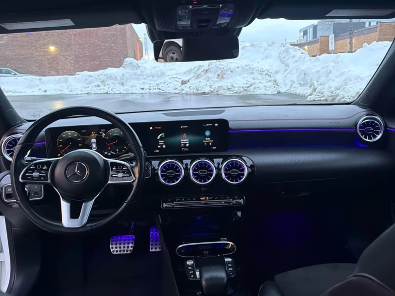 Mercedes-Benz CLA * 250 * CARFAX * AMBIENT * PANO, снимка 8 - Автомобили и джипове - 53467616