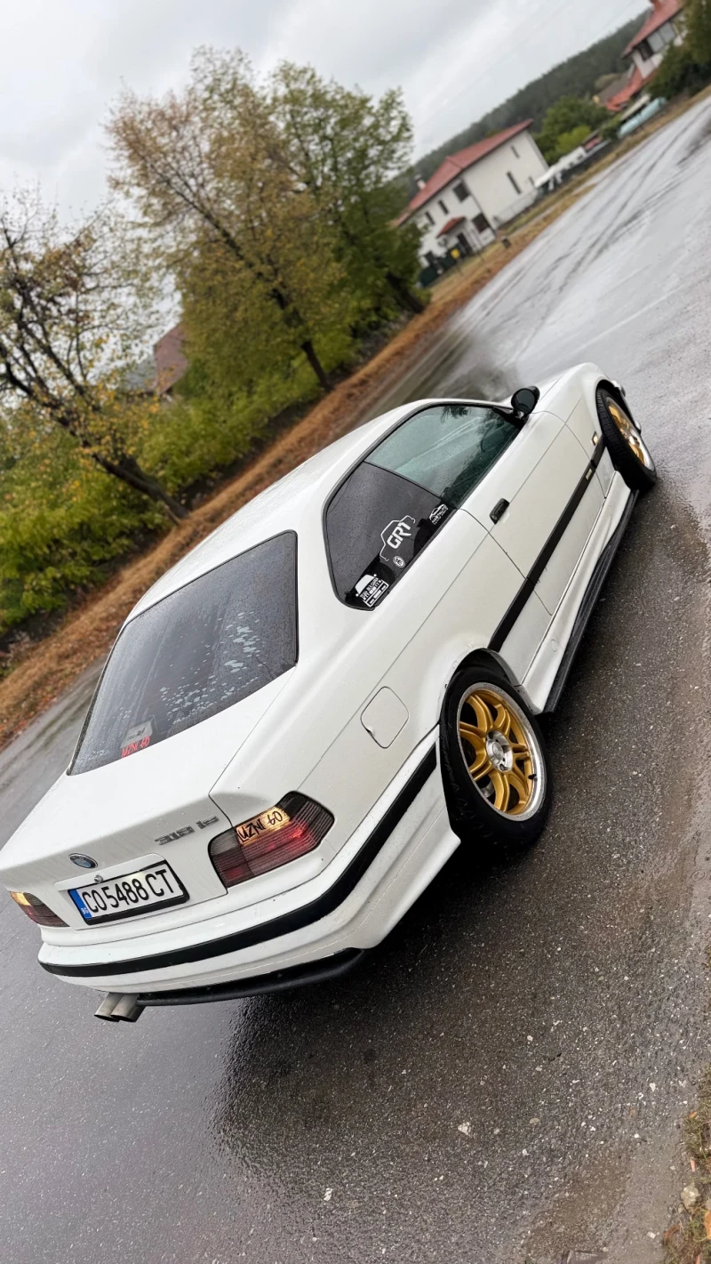 BMW 318 is, снимка 6 - Автомобили и джипове - 53500979