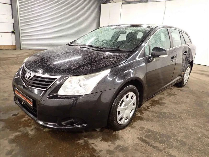 Toyota Avensis 1.8 Valvematic 147к.с АВТОМАТ НА ЧАСТИ - [1] 