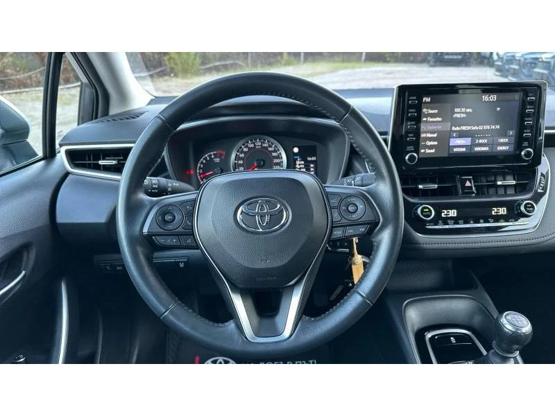 Toyota Corolla SDN 1.5 VVT-i COMFORT, снимка 9 - Автомобили и джипове - 52947128