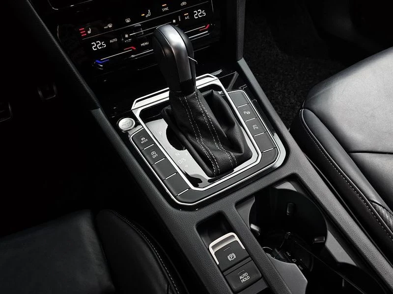 VW Arteon 2.0 TDI R-LIINE 4Motion| 148�.�.| ���.��������� | Mobile.bg � ����������� 9