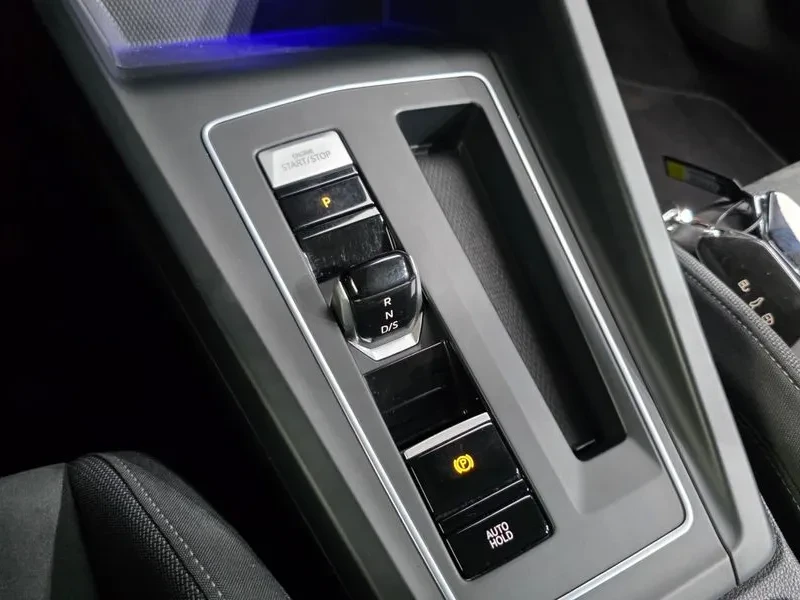 VW Golf 2.0 Tdi Premium | Mobile.bg � ����������� 17