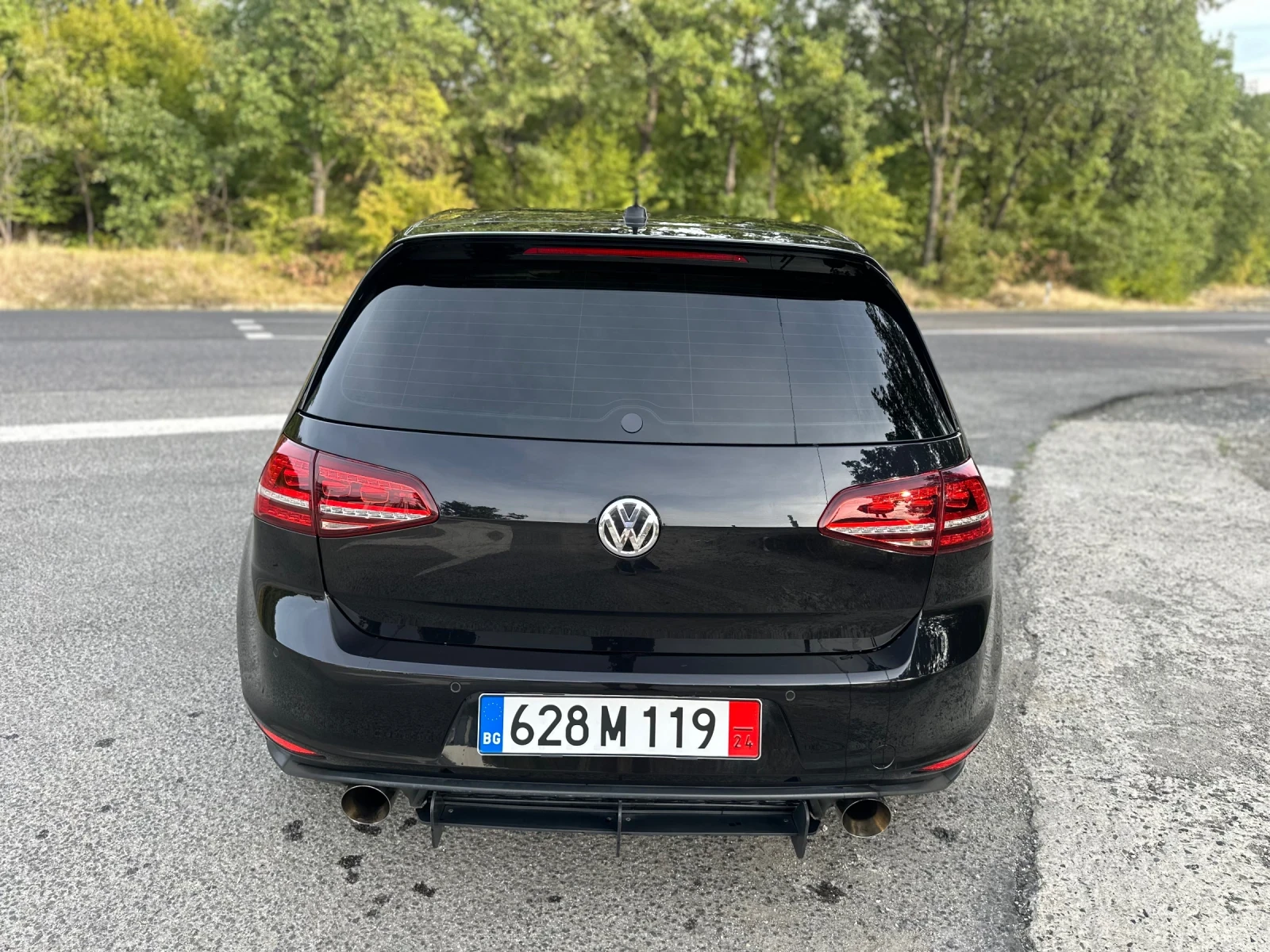 VW Golf GTI  РЕГИСТРИРАНА  - изображение 4